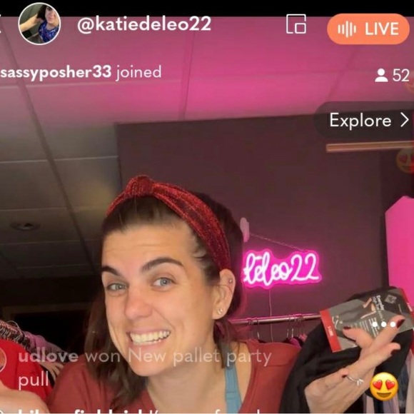 Other - Live show listing! New pallet pull